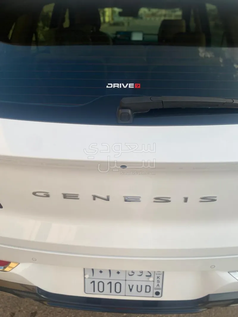 2021 جينيسيس جي في 80