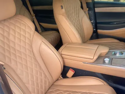 2021 جينيسيس جي في 80