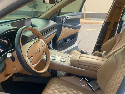 2021 جينيسيس جي في 80