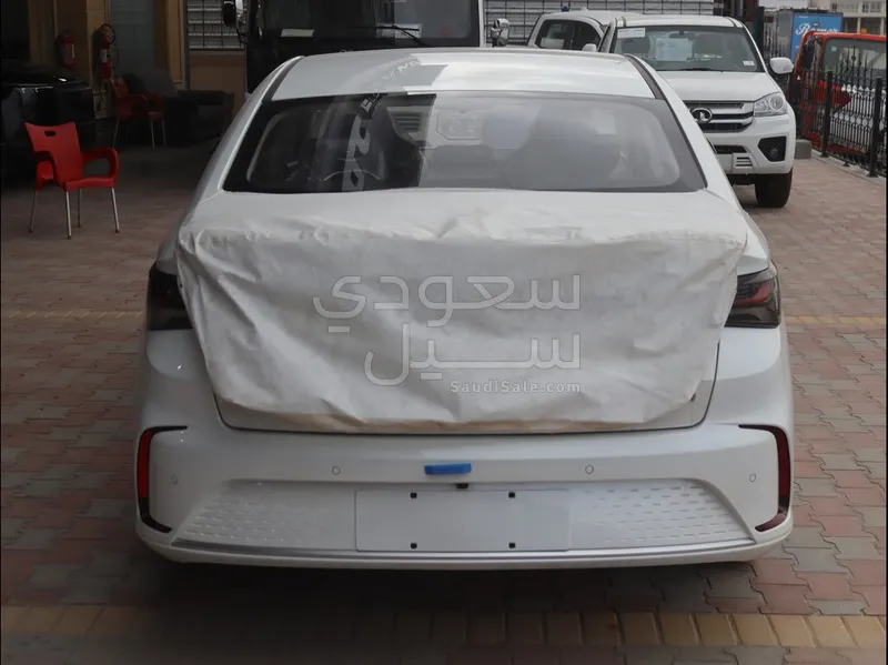 2025 بايك يو 5 بلس