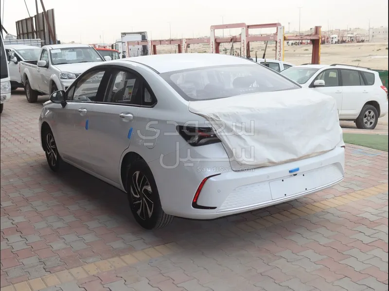 2025 بايك يو 5 بلس