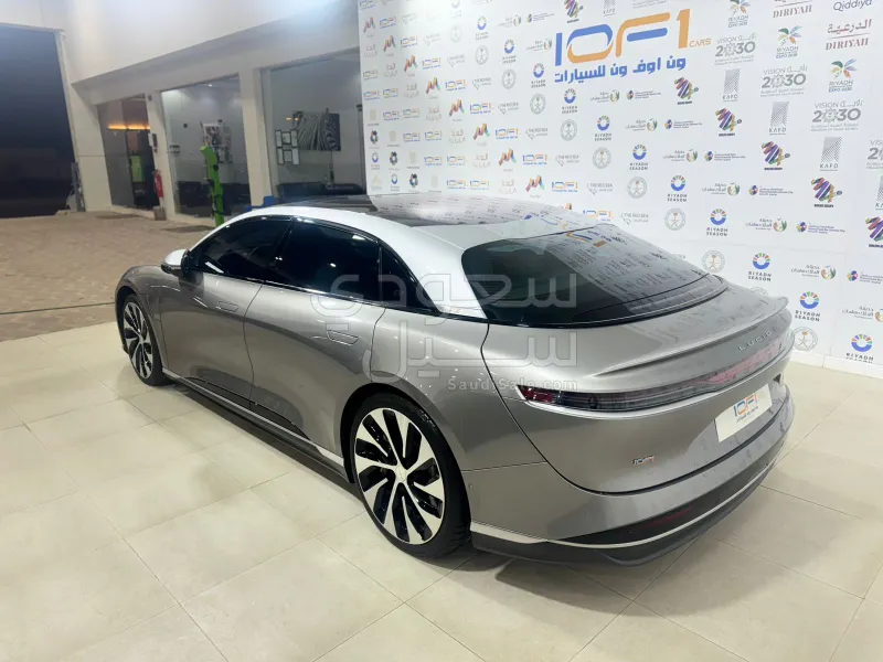 2024 لوسيد جراند تورينج