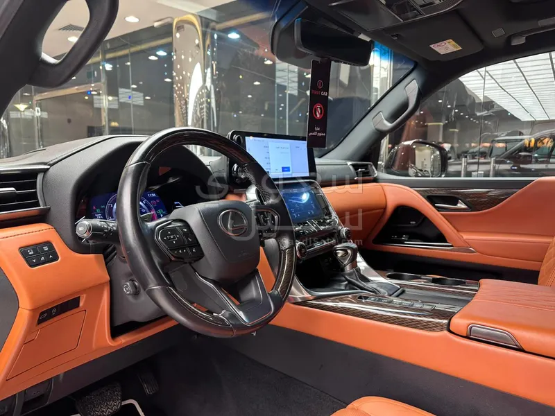 2022 لكزس إل إكس 600 في أي بي