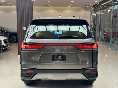 2022 لكزس إل إكس 600 في أي بي