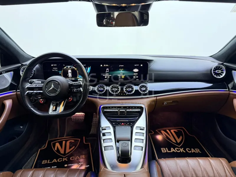 2022 مرسيدس - بنز جي تي 43 أي إم جي