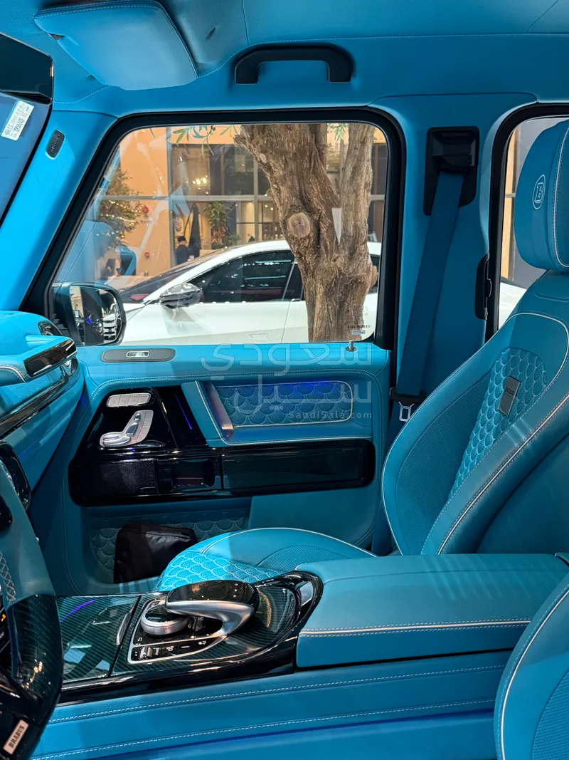 2023 مرسيدس - بنز جي برابوس 800