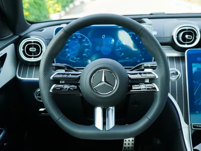 2026 مرسيدس - بنز سي 200 أي إم جي