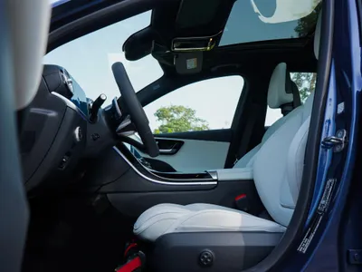 2026 مرسيدس - بنز سي 200 أي إم جي