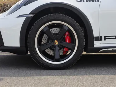 2023 بورش 911 داكار