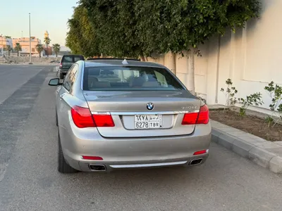 2012 بي ام دبليو الفئة السابعة 740 إل أي