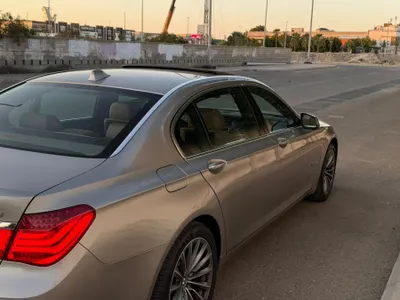 2012 بي ام دبليو الفئة السابعة 740 إل أي