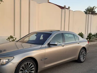 2012 بي ام دبليو الفئة السابعة 740 إل أي