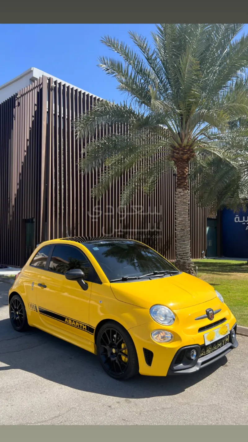 2020 فيات ابارث 595 كومبيتزيون