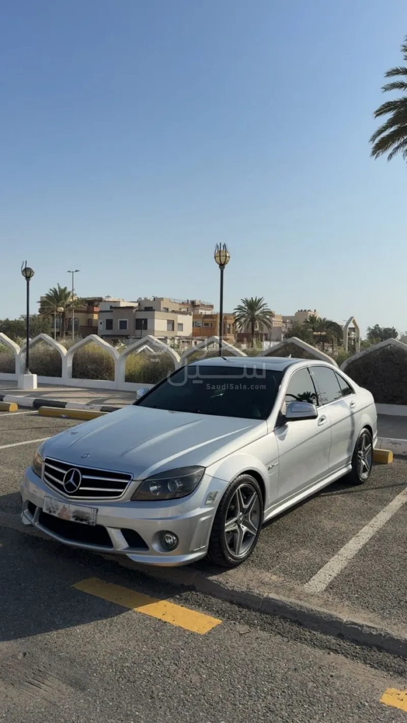 2008 مرسيدس - بنز سي 63 أي إم جي