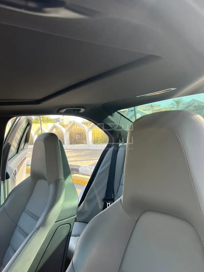 2008 مرسيدس - بنز سي 63 أي إم جي