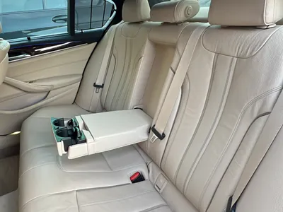 2017 بي ام دبليو الفئة الخامسة 530 أي