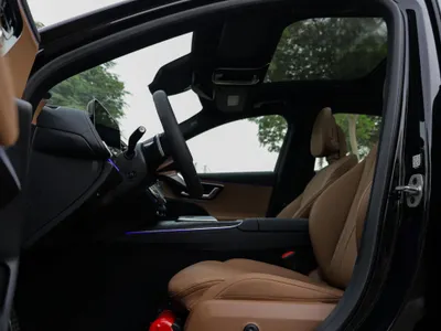 2026 Mercedes-Benz E 200 AMG