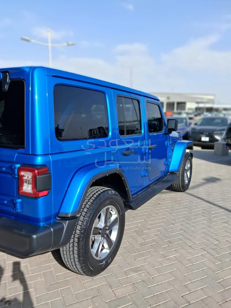 2022 جييب رانجلر صحارى