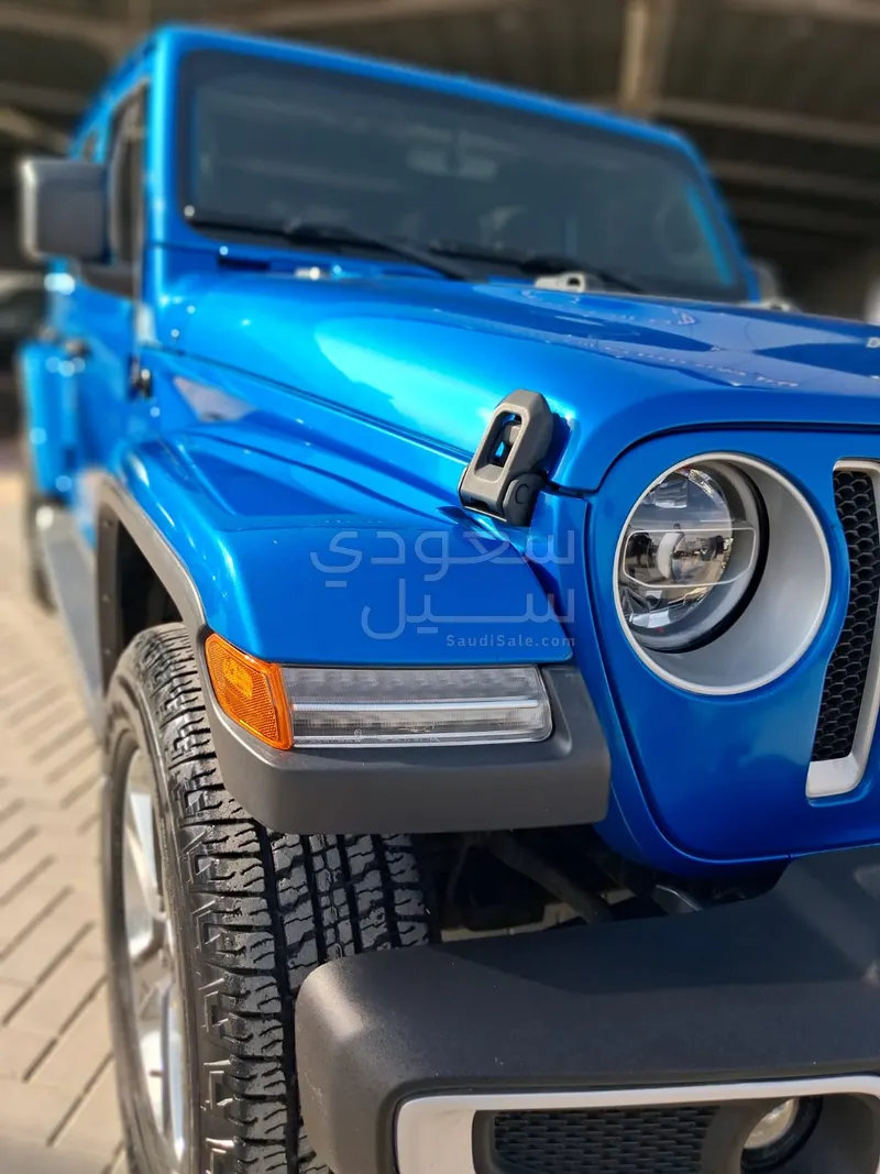 2022 جييب رانجلر صحارى