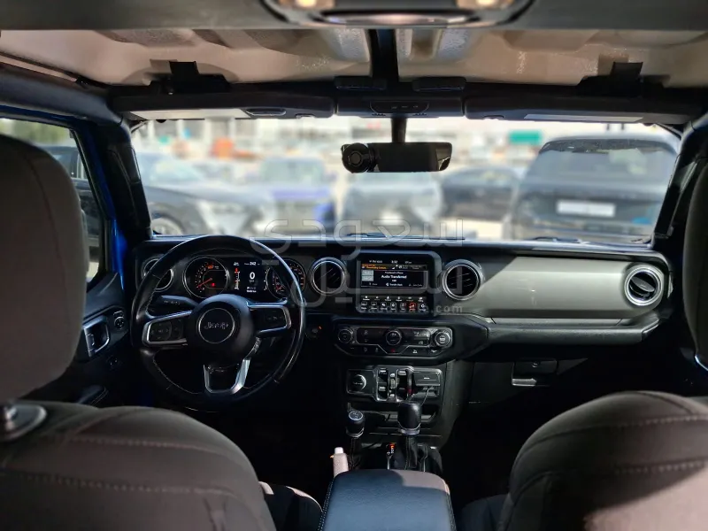 2022 جييب رانجلر صحارى