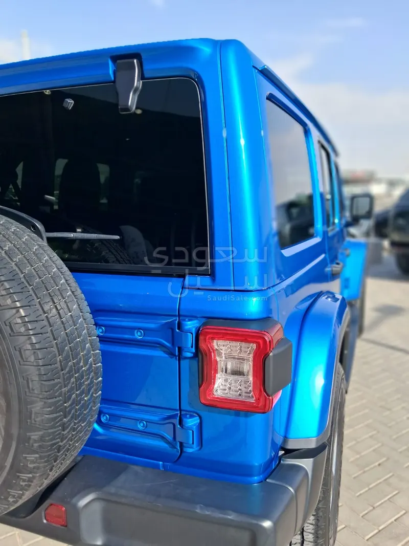 2022 جييب رانجلر صحارى