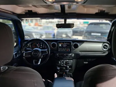 2022 جييب رانجلر صحارى