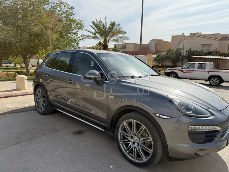 2013 بورش كايين اس