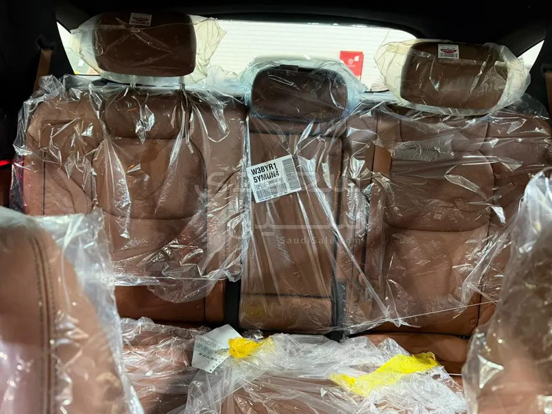 2026 جينيسيس جي في 70