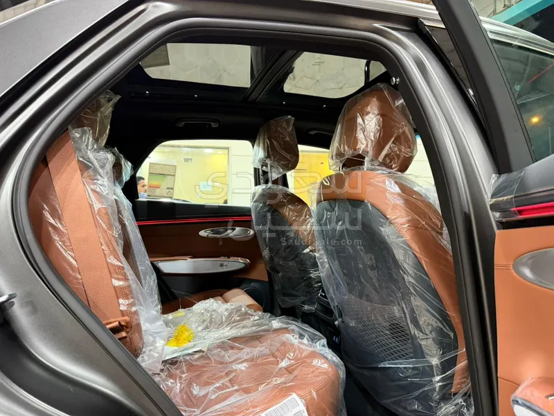 2026 جينيسيس جي في 70