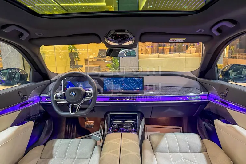 2026 بي ام دبليو الفئة السابعة 735أي