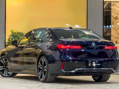 2026 بي ام دبليو الفئة السابعة 735أي