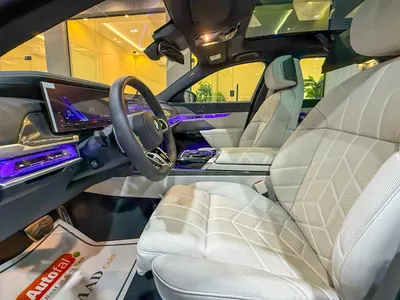 2026 بي ام دبليو الفئة السابعة 735أي