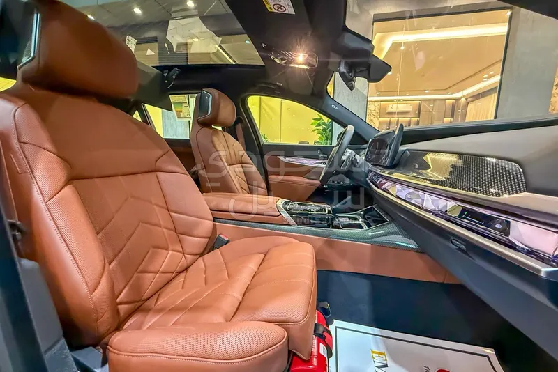 2026 بي ام دبليو الفئة السابعة 735أي