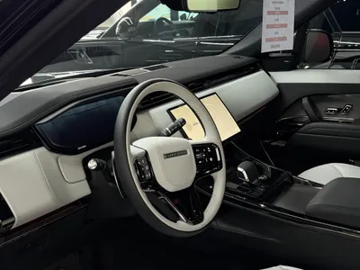 2025 لاند روفر رينج روفر سبورت اتش اس اي