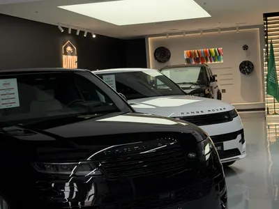 2025 لاند روفر رينج روفر سبورت اتش اس اي