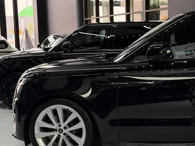 2025 لاند روفر رينج روفر سبورت اتش اس اي