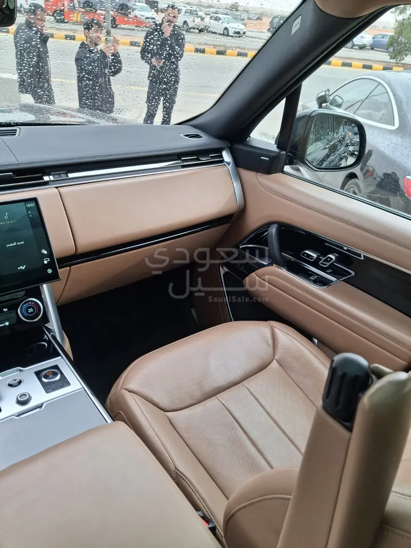 2023 لاند روفر رينج روفر فوج اتش اس اي