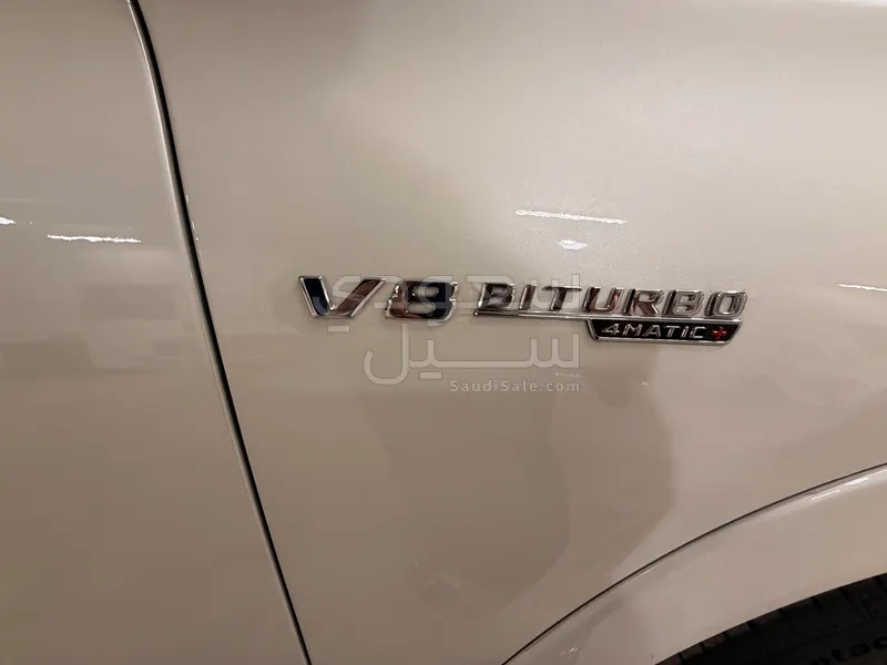 2021 مرسيدس - بنز جي إل إي 63إس أي إم جي