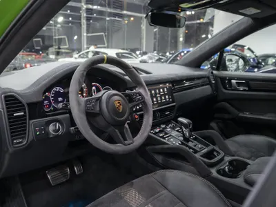 2022 Porsche Cayenne Turbo GT