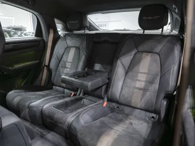 2022 Porsche Cayenne Turbo GT