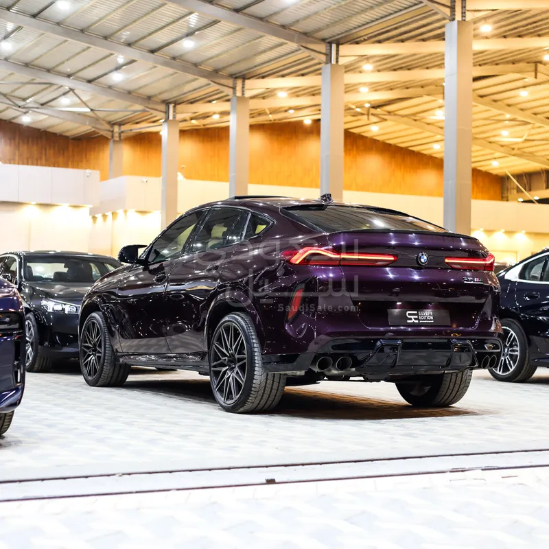 2021 بي ام دبليو الفئة اكس 6 إم كومبيتيشن