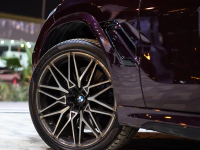 2021 بي ام دبليو الفئة اكس 6 إم كومبيتيشن