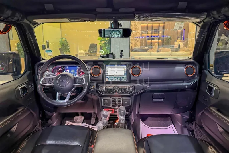 2021 جييب جلادياتور ساند رانر