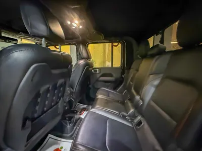 2021 جييب جلادياتور ساند رانر