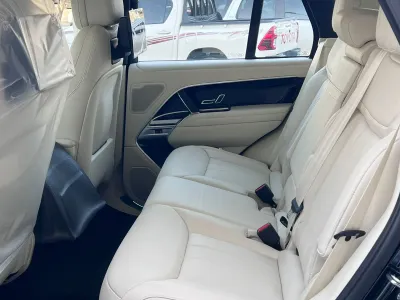 2026 لاند روفر رينج روفر اتش اس اي