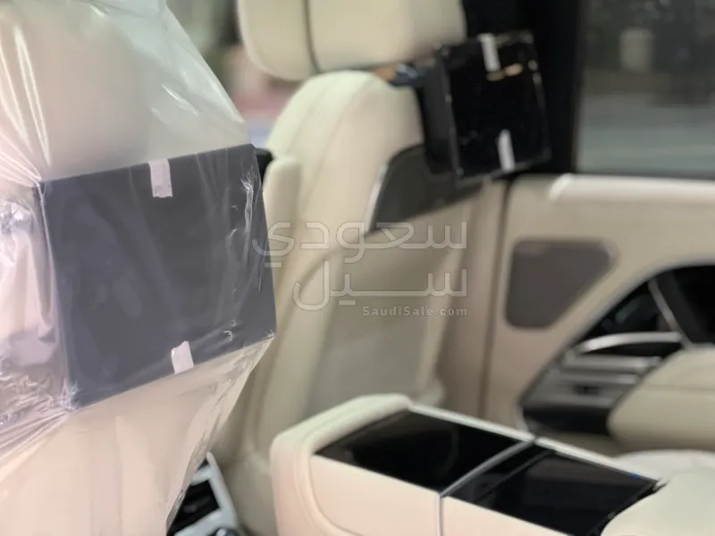 2026 لاند روفر رينج روفر اوتوبيوغرافي