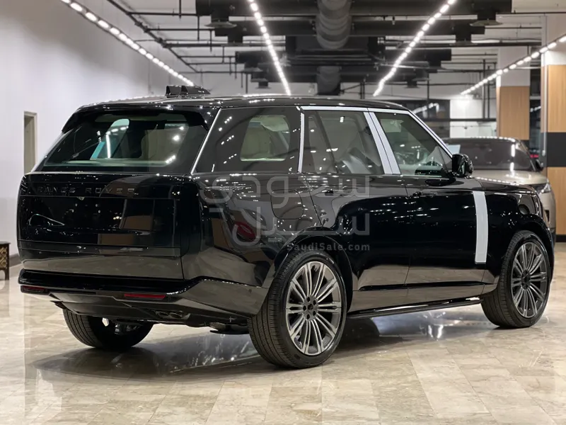 2026 لاند روفر رينج روفر اوتوبيوغرافي