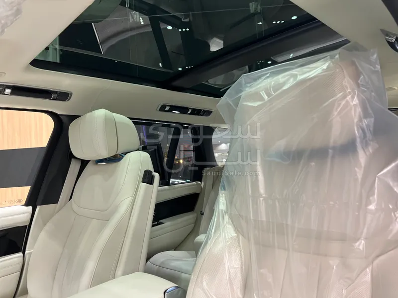 2026 لاند روفر رينج روفر اوتوبيوغرافي