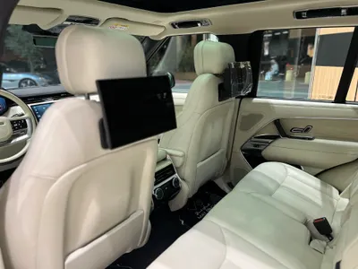 2024 لاند روفر رينج روفر اتش اس اي