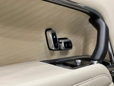 2024 لاند روفر رينج روفر اتش اس اي